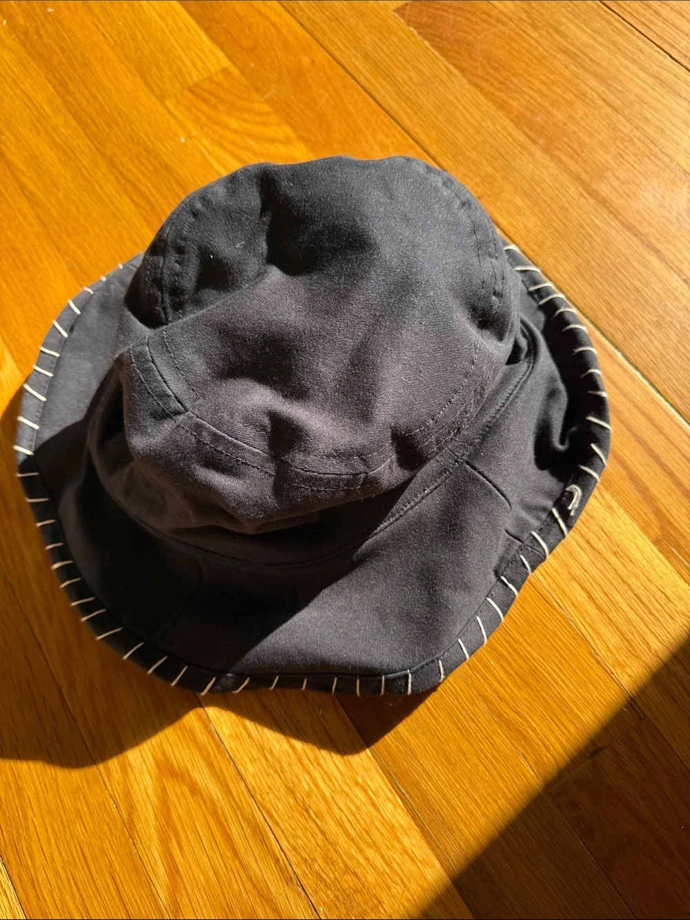 Free People&RAHI Black Women's Bucket Hat with Contrast Stitching